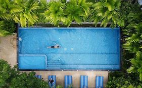 Deeprom Pattaya Hotel